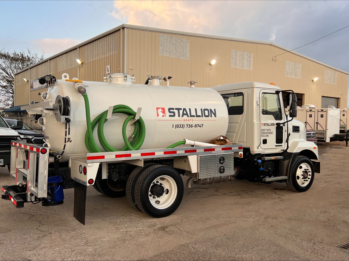 Stallion Water Hauling Vaccum Truck